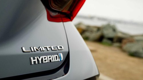 How much it costs to replace a Toyota RAV4 hybrid battery in 2026