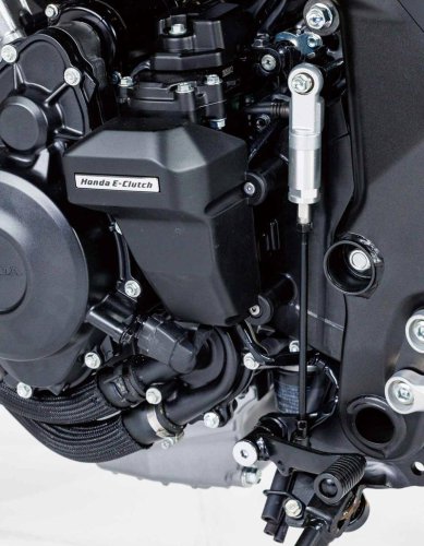 ホンダ「CB400 SUPER FOUR E-Clutch Concept」｜新型スーパーフォア徹底解説〈エンジン編〉