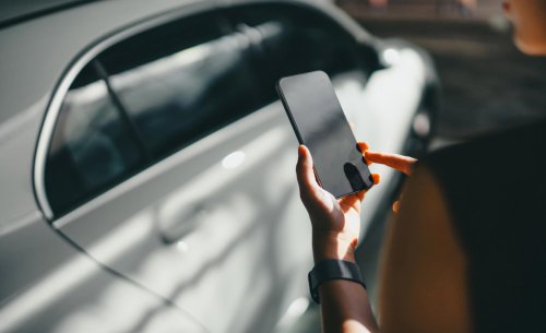 ¿Cambiarías tu número de teléfono por un Lamborghini? Este noruego dice que no y tiene sus motivos