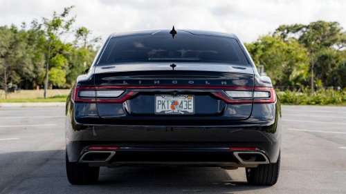 Lincoln, Lincoln's Final Continetal Is Quick, Comfortable, And Cheap In 2026