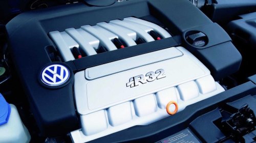 Mk4 R32: The hot hatch with an engine no one dared to copy