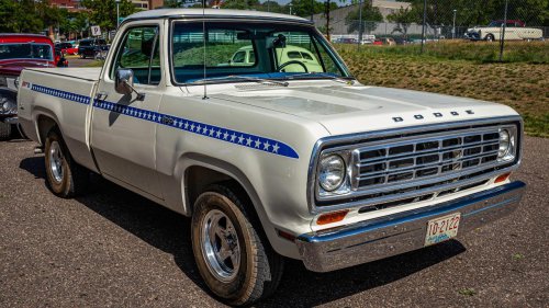 Before comfort mattered the 1975 Dodge D100 focused on getting the job done