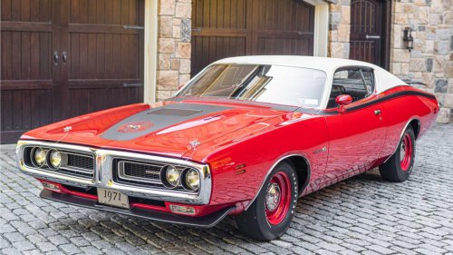 1971 Dodge Charger Super Bee Hemi: Only 22 built