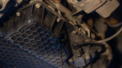 What's the typical lifespan of an oil pan?