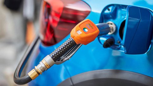 El gasóleo es caro y puede seguir así, las nuevas cuentas con los diésel en 2026