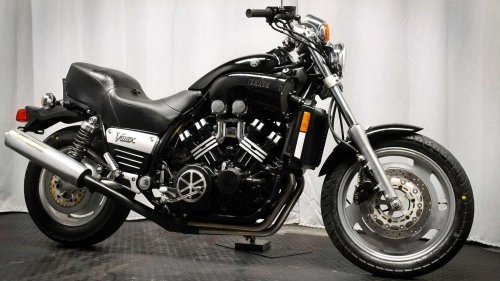 This forgotten Yamaha was a muscle car disguised as a motorcycle