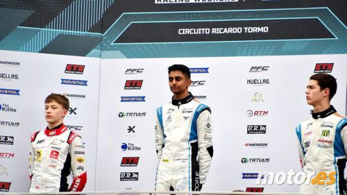Racing Weekend Valencia 2026: Rocco Coronel debuta con dos victorias