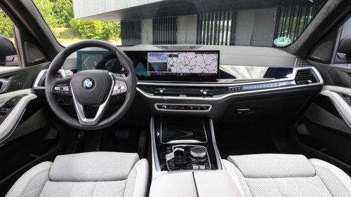 How Mercedes-Benz's luxurious 2027 GLE stacks up against the BMW X5