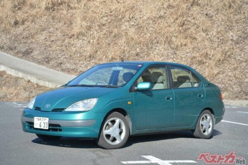 中古の3代目プリウス魅力的お値段!「10年で寿命」の噂と3代目プリウスがまだまだ現役なケースが実在するワケ