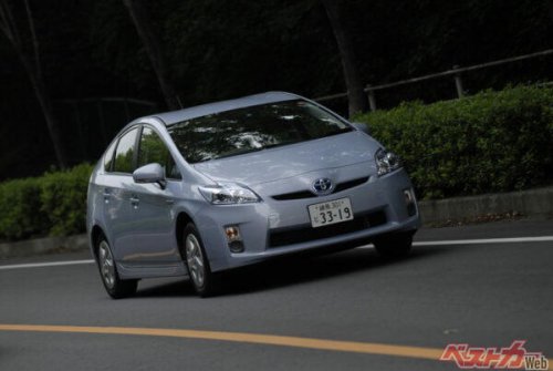 中古の3代目プリウス魅力的お値段!「10年で寿命」の噂と3代目プリウスがまだまだ現役なケースが実在するワケ