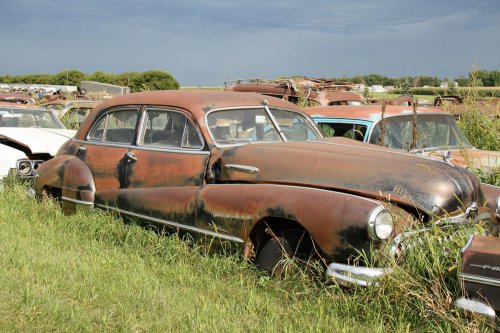 Joyas del desguace de Oakleaf Old Cars, Dakota del Sur