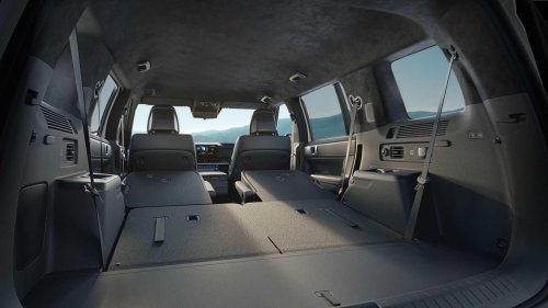 Acura, SUV, A decade-old Acura MDX might still be worth buying instead of a new budget 3-row SUV