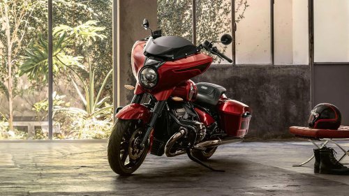 Cruiser Motorcycle That Lets You Ride Longer Between Stops