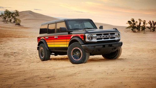 Jeep, Jeep Gladiator, 2026 Jeep Wrangler and Gladiator Rewind Editions channel '90s nostalgia