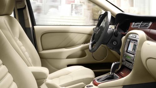 Jaguar | Ford | The jaguar that was actually a Ford (and that's a good thing)