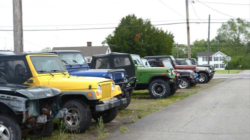 10 reasons you should finally invest in a Jeep &amp; 10 reasons to leave it behind