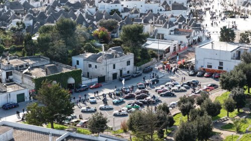 Can’t get to Italy to drive great cars? Check out these photos instead
