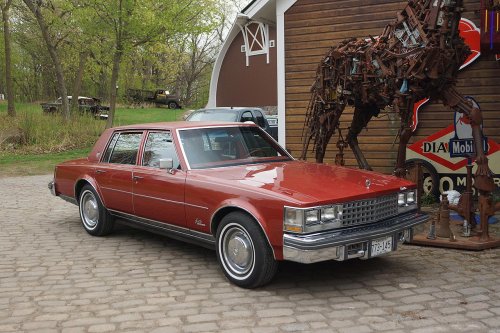 7 vintage cars we miss (and 7 we’re glad are dead)