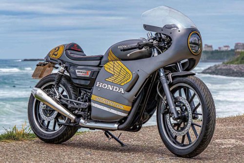 GB350S “THE ROCKET LION”（ホンダ GB350）造形や塗色で往年のグランプリマシンRCを想起させる【Heritage&Legends】