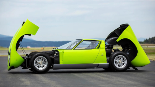 The first supercar that was too fast for its own era