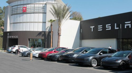 Automakers are eating nearly $8,000 in incentives on their EVs just to sell them