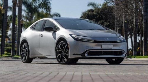 Toyota Prius vs. Prius Prime: How do the two hybrids compare?