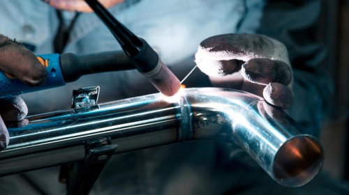 8 DIY mechanic's tools you can rent instead of buy