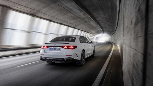 The plug-in hybrid sedan with the highest electric range in 2026