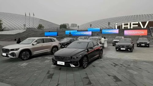 Geely promete poner patas arriba los híbridos con 2,2 l/100 km de consumo: un aviso directo a los japoneses