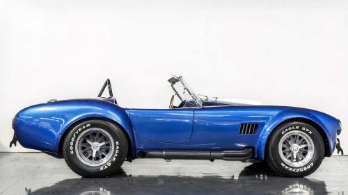 Ferrari, Ford, How Carroll Shelby built a Ferrari killer with Ford power