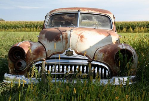 Joyas del desguace de Oakleaf Old Cars, Dakota del Sur