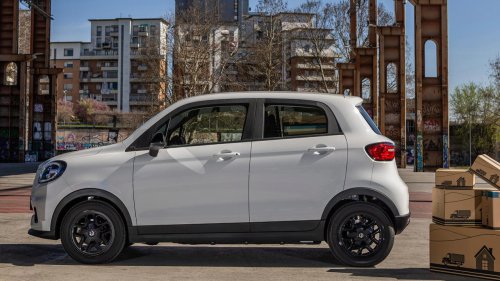 Dacia | El Leapmotor T03 estrena versión comercial por menos de 18.000 € y apunta directo al Dacia Spring Cargo