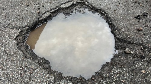 5 things you need to do ASAP after hitting a pothole