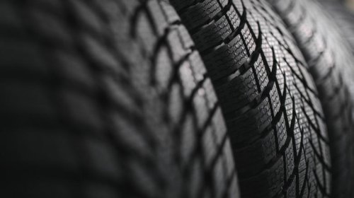 5 things you need to do ASAP after hitting a pothole
