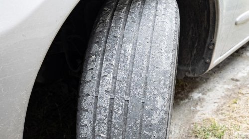 5 things you need to do ASAP after hitting a pothole