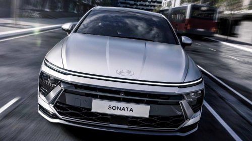 The Korean hybrid that's quietly defying the SUV takeover
