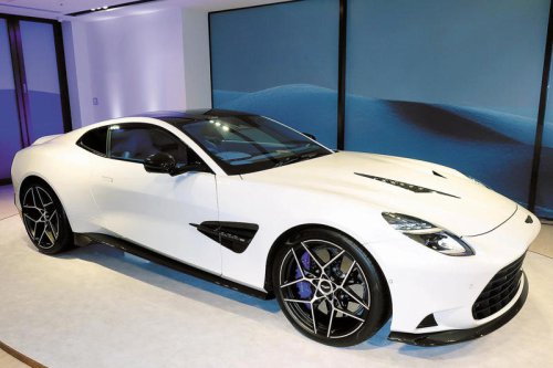 アストンマーティン栄光の名称を復活させたフラッグシップのスーパーGT「ヴァンキッシュ」【スーパーカークロニクル・完全版／086】