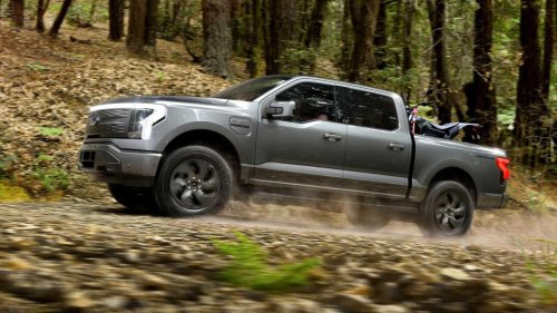 After only 4 years, this high-end full-size Ford pickup is available for just half its MSRP
