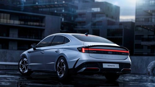 The Korean hybrid that's quietly defying the SUV takeover