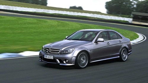 There's only one RWD V8 sedan left in America