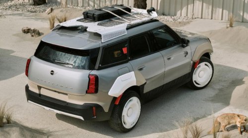 Mini X Vagabund Turned Two Countrymans Into Stylish Lifted Outdoor Stereos