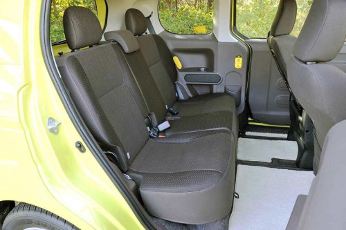 実は好バランスだったトヨタ スペイド。助手席スライドドアと1.5Lエンジンがもたらした、利便性と安心感【10年ひと昔の新車】