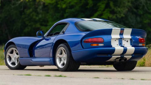 The last analog performance car with no driver aids