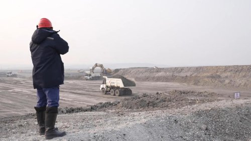 These AI-driven trucks are doing a lot more than just moving coal