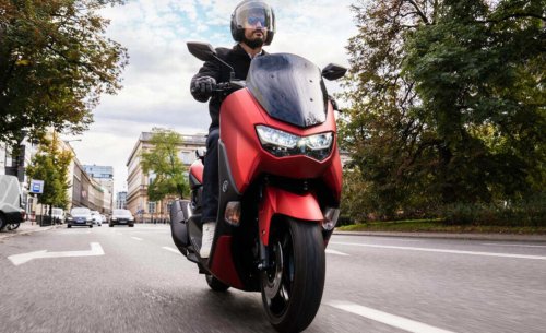Carnet de moto en España: guía definitiva de precios, exámenes y requisitos actualizados a abril de 2026