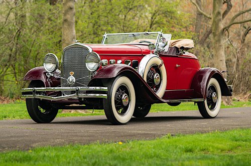 The elegant legends powered by the Straight Eight engine