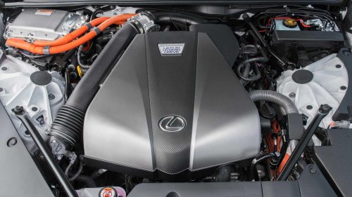 The luxury hybrid most people don't realize is a hybrid