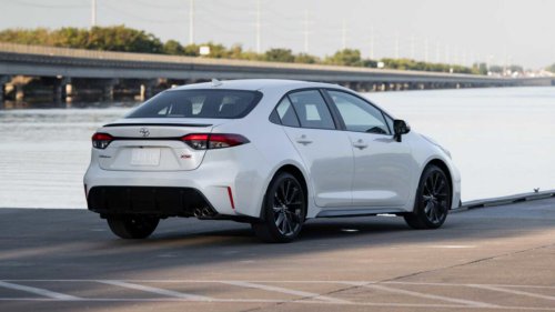 Toyota Corolla MPG for 2026: The most efficient Corolla models ranked