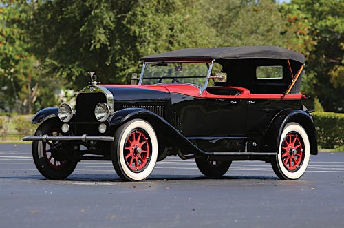 The elegant legends powered by the Straight Eight engine