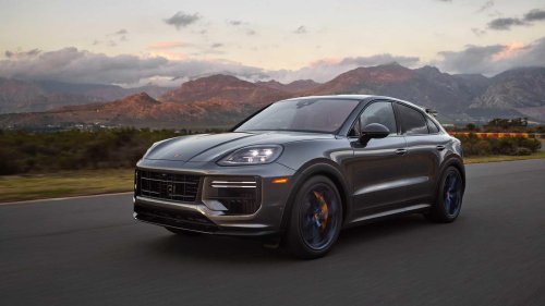 SuperCar, 7 SUVs hiding supercar-grade horsepower today